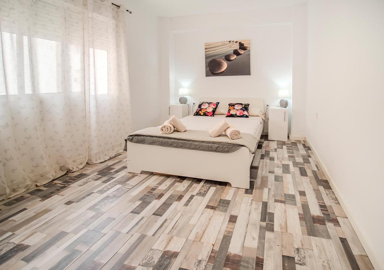 Aroma D'Valencia Apartment Bagian luar foto